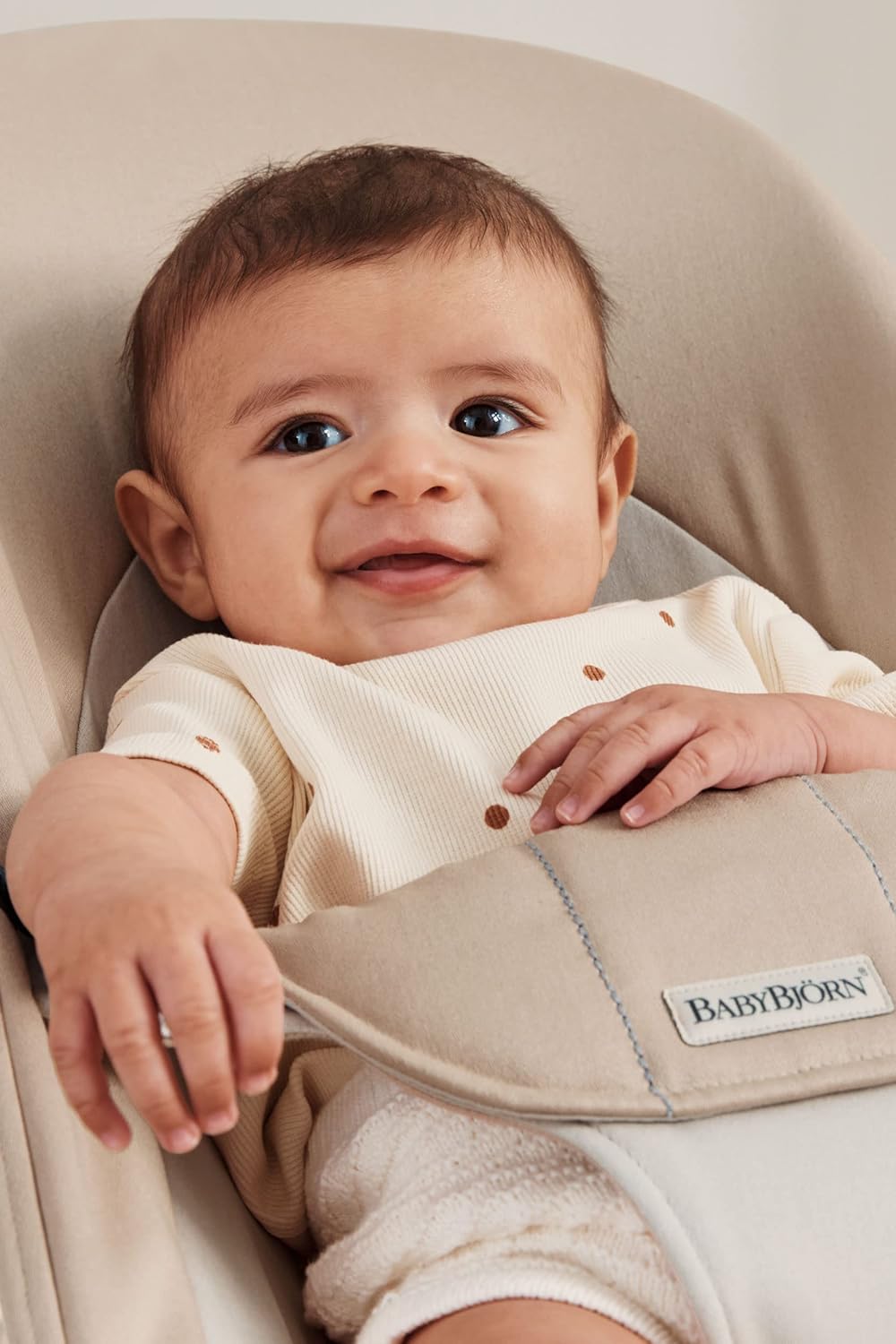 BabyBjörn Babywippe Balance Soft, Gewebt, Khaki/Beige