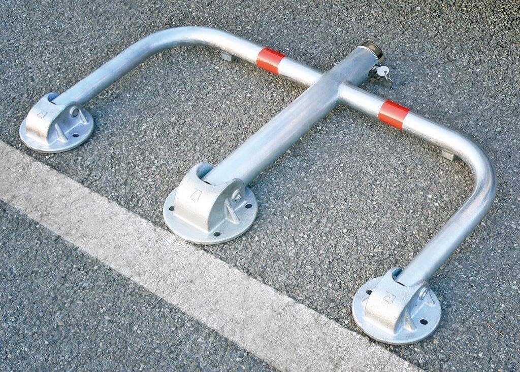 ARCO SRL 3-Fuss-Standard-Parkbügel - Parkplatzsperre, umlegbar, mit Zylinderschloss, 1 Stück, ARS300