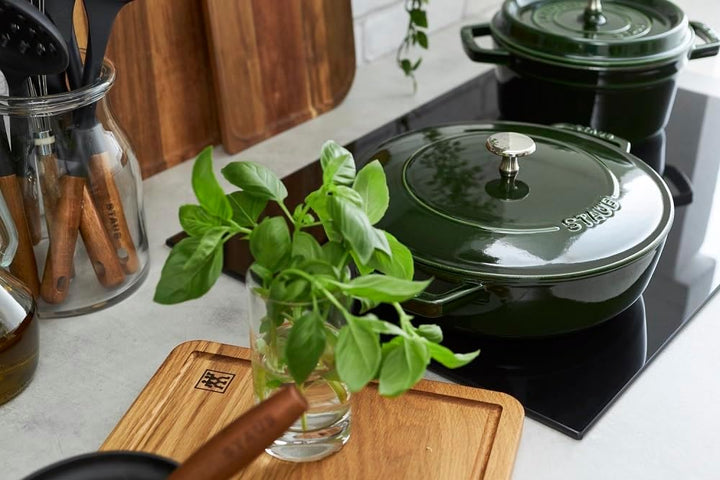 STAUB Gusseisen Bräter, Chistera Tropfenstruktur im Deckel, Rund 24 cm, 2,5 L, Basilikumgrün Basilik