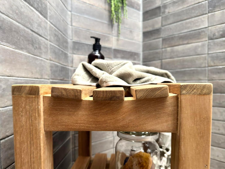 Duschhocker Holz mit Ablage Duschbank Premium Badhocker Badsitz Massivholz und Anti-Rutsch-Füsse