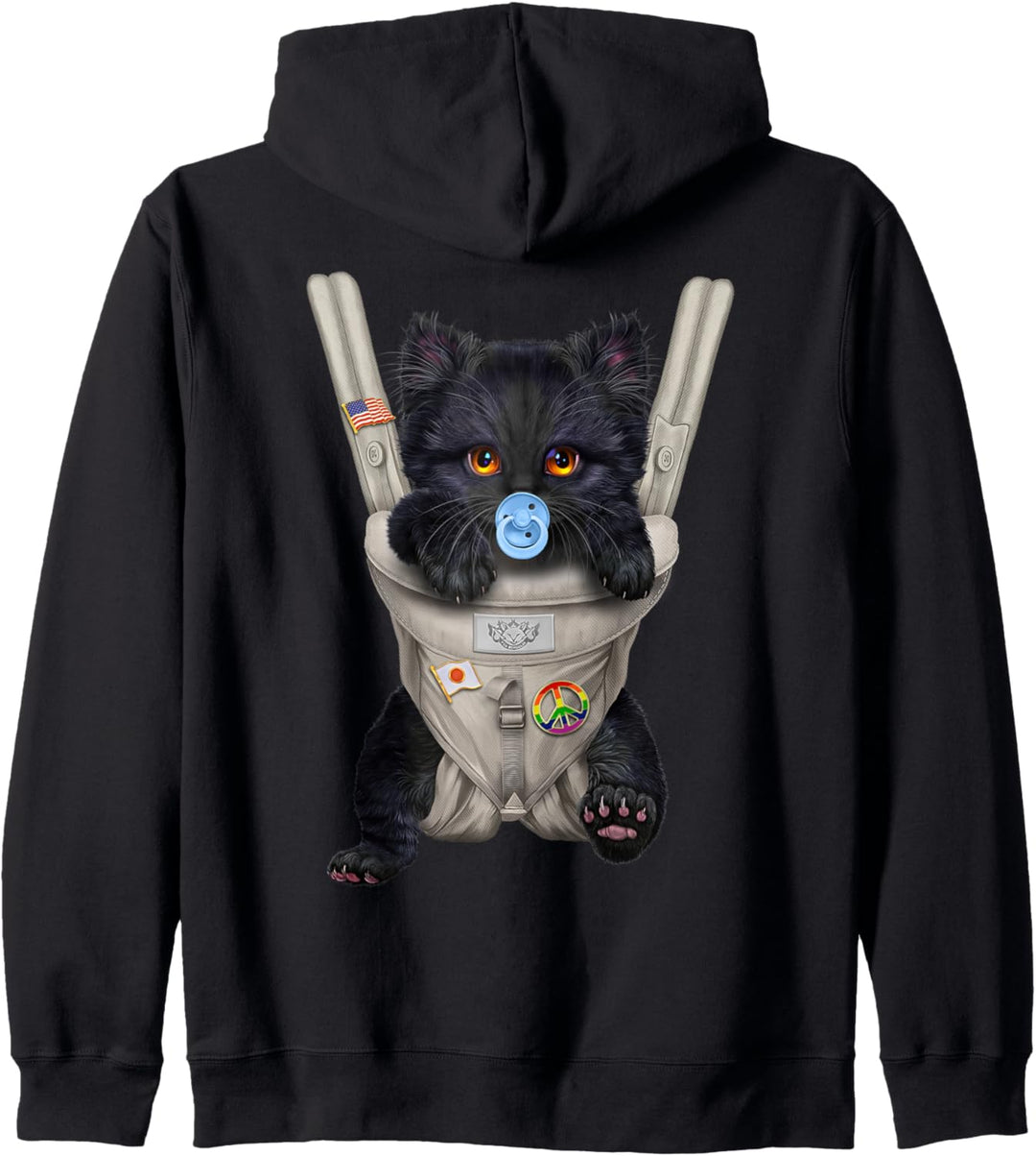 Schwarze Katze mit einem Schnuller in der Babytrage Kapuzenjacke