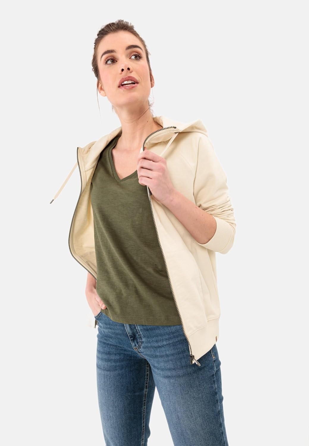 camel active Damen V-Neck T-Shirt aus Organic Cotton XS Olive, XS Olive