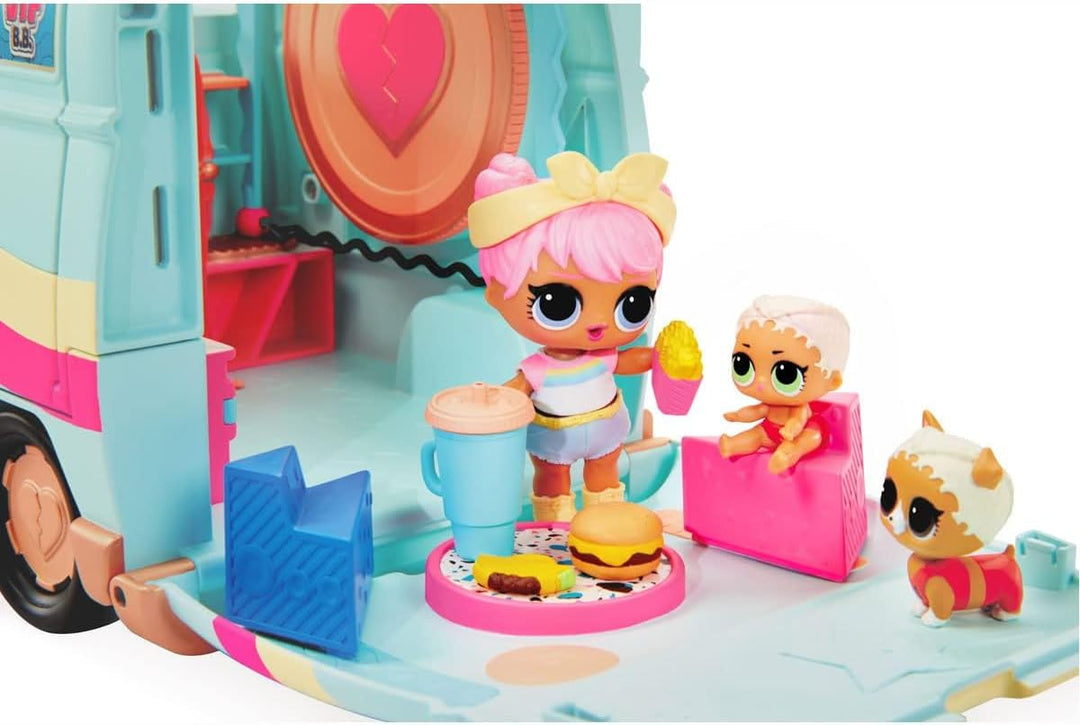 L.O.L. Surprise! 5-in-1 Grill &amp; Groove Camper - Spielset mit vielen Überraschungen - Küche, Bühne &amp;