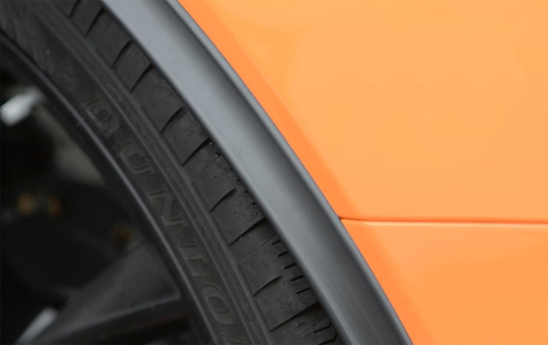 1x universelle Kotflügelverbreiterung 20mm Breit - 200 cm lang passend für PKW, Pickup, Wohnmobil, S