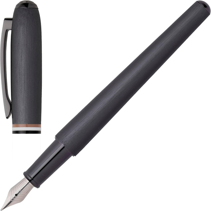 Hugo Boss Contour Iconic Füllfederhalter aus Messing und Aluminium in der Farbe Schwarz, Länge: 13,6