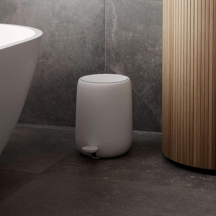 Blomus -SONO- Treteimer aus Kunststoff/Silikon, Microchip, 5L Fassungsvermögen, Soft-Close Deckel (3