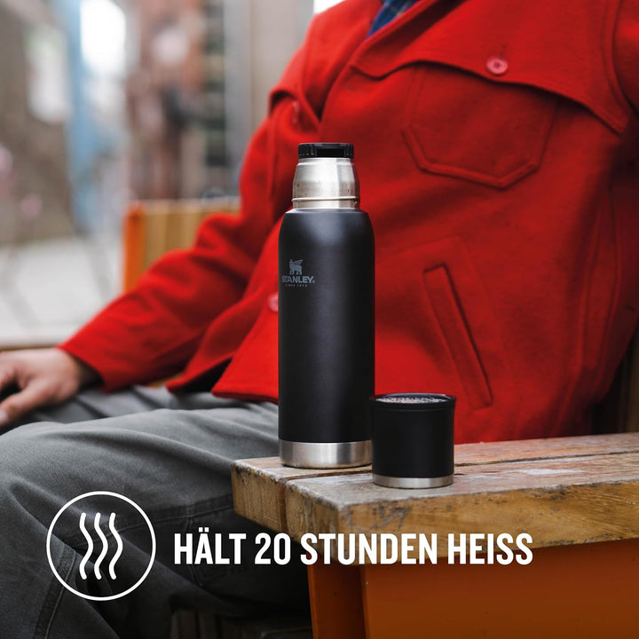 Stanley Adventure To-Go Thermosflasche 0.75L - 20 Stunden Heiss - 25 Stunden Kalt - Auslaufsicher -
