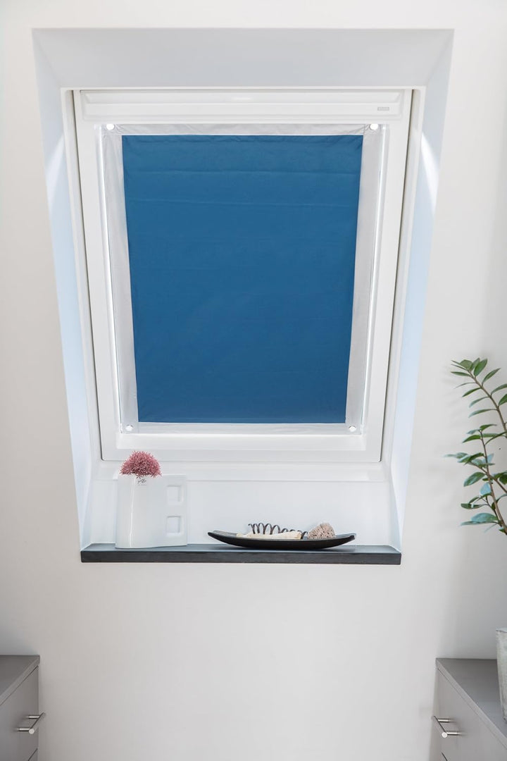Lichtblick Dachfenster Sonnenschutz Sonnensegel für innen, Haftfix, ohne Bohren, Tageslicht, mit Sau