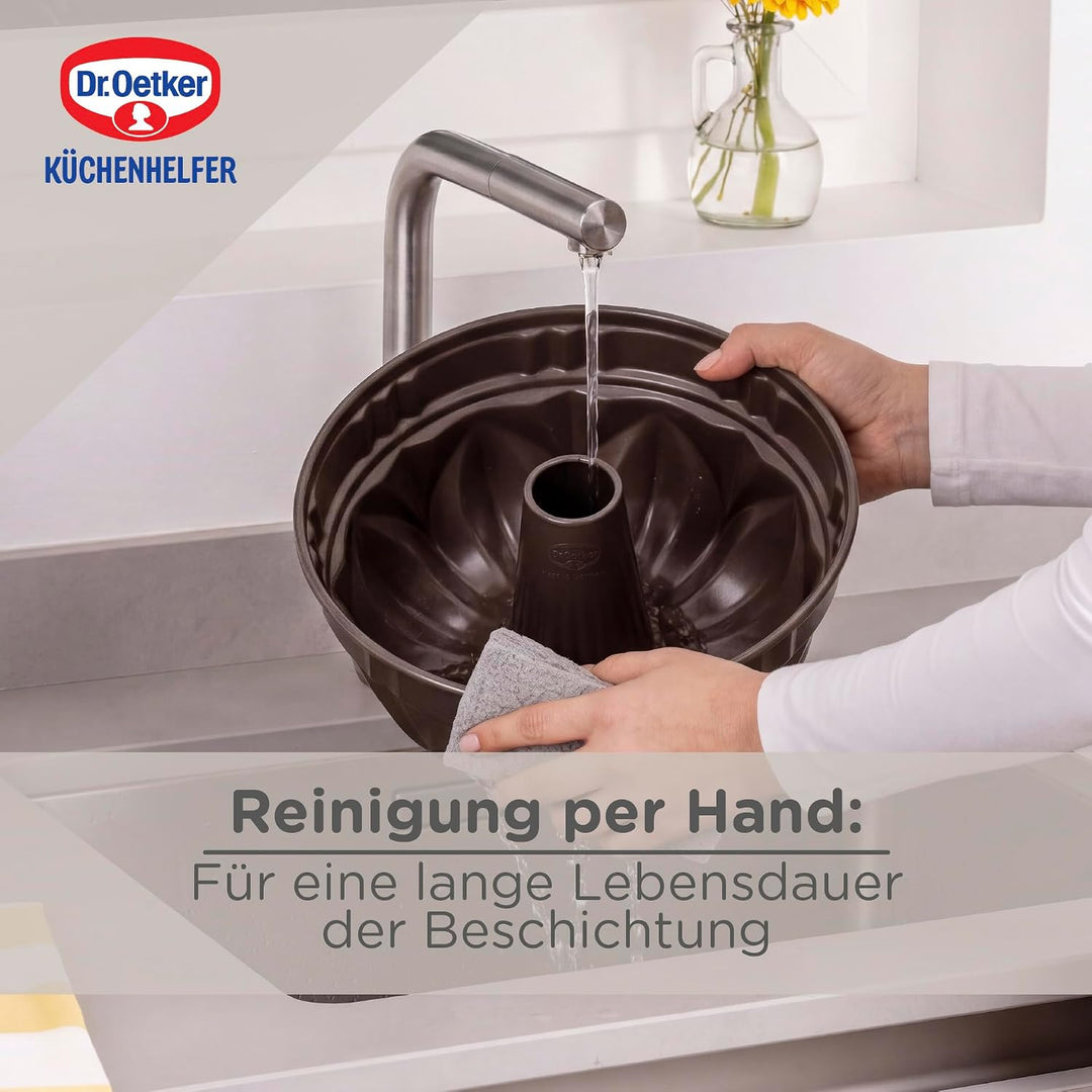 Dr. Oetker Gugelhupf Ø 25 cm BACK-EDITION, runde Backform mit Auslaufschutz, Bundform mit Antihaftbe