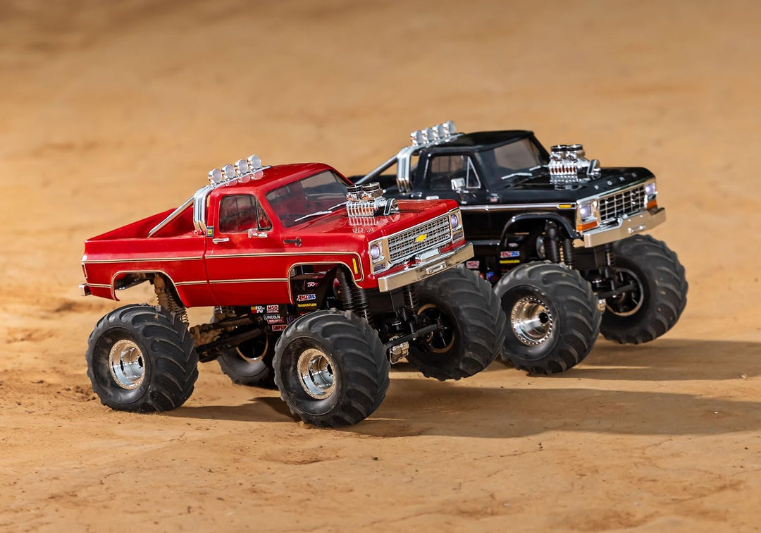 TRAXXAS TRX-4MT Ford schwarz F150 4x4 1/18 Monster-Truck RTR Brushed, mit Akku und USB Ladegerät