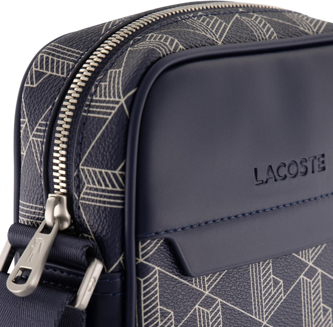 Lacoste Herren Beuteltasche VERTICAL CAMERA BAG Dunkelblau/Weiss (M83) Einheitsgrösse, Dunkelblau/We