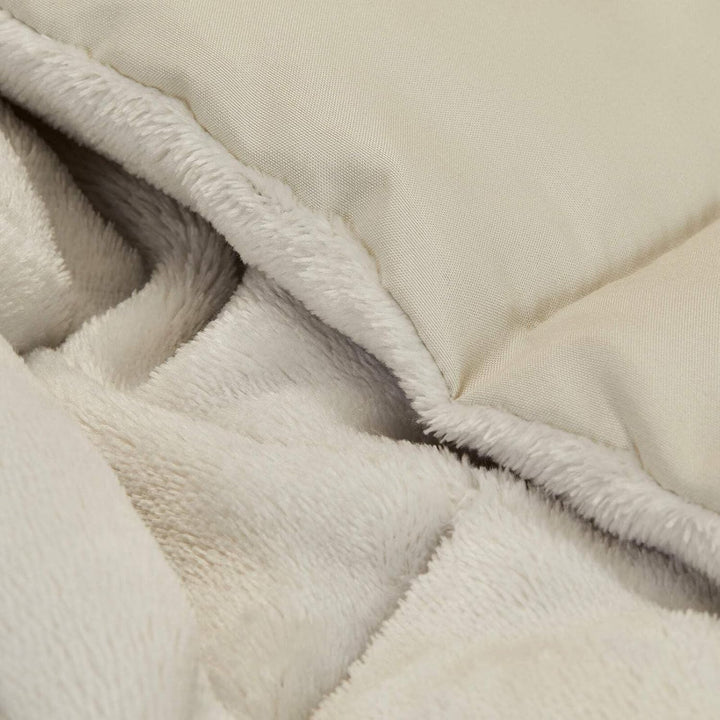 Slumber Cloud Plüschdecke mit ClimaDry Faserfüllung (152x177cm) - American Styled Bedding