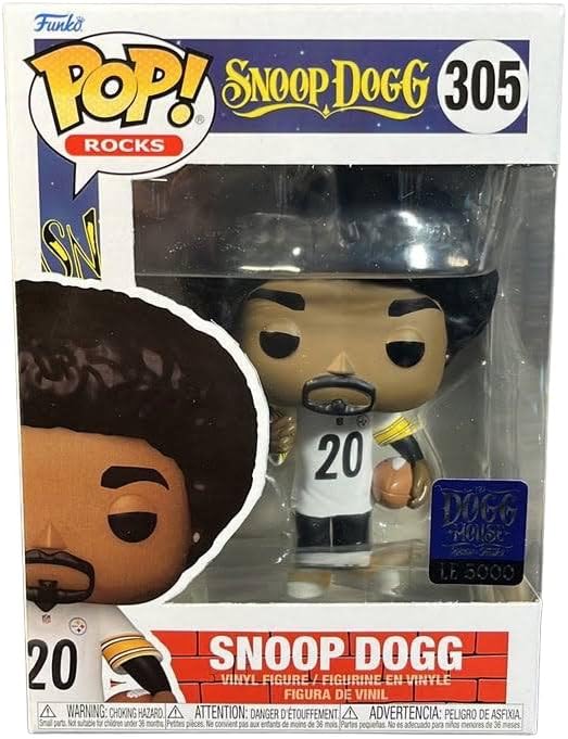 Snoop Dogg White Steelers Jesrsey Exclusive Vinyl Figure