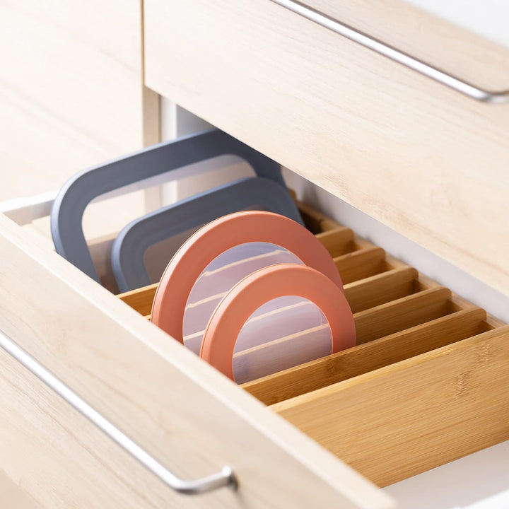 Navaris Deckelhalter aus Bambus - 7 Fächer verstellbar - Aufbewahrung für Deckel - Küchen Organizer