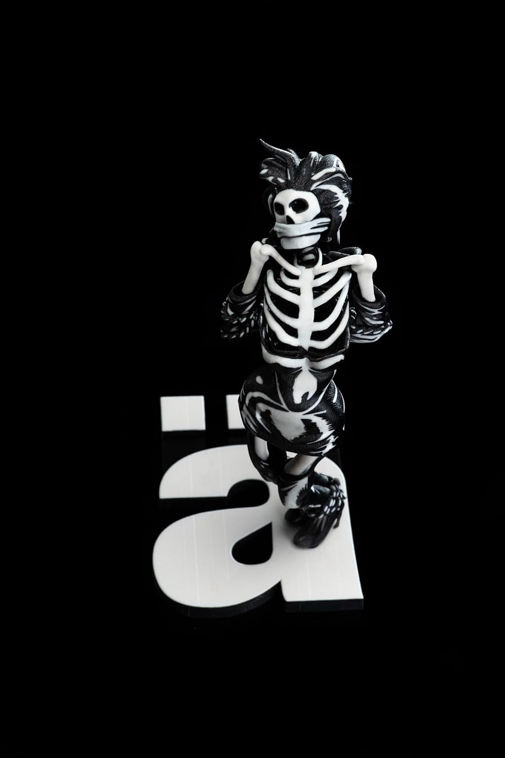 Die Ärzte Statuette 1/10 Gwendoline Skelett 17 cm
