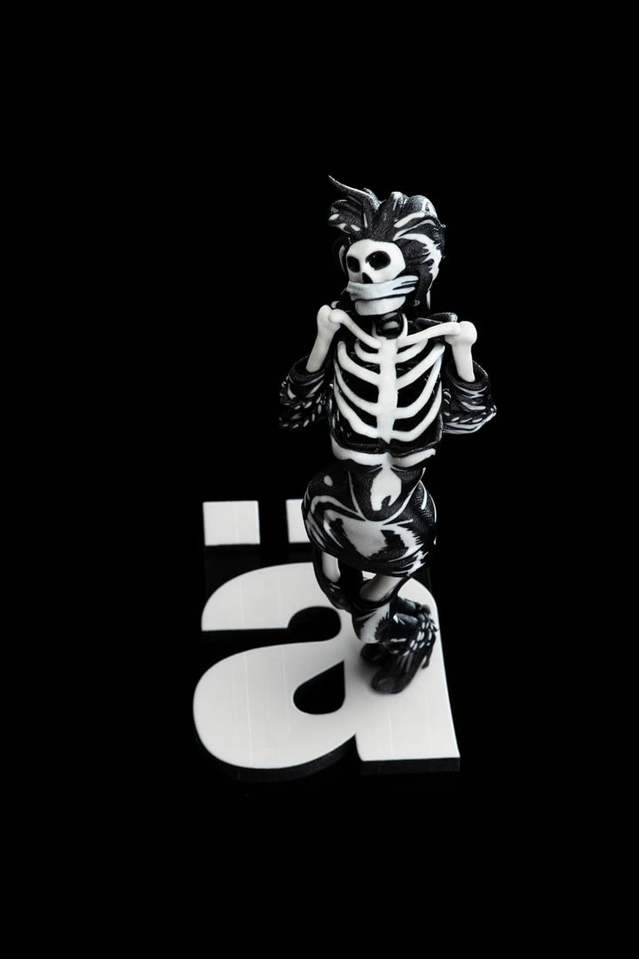 Die Ärzte Statuette 1/10 Gwendoline Skelett 17 cm