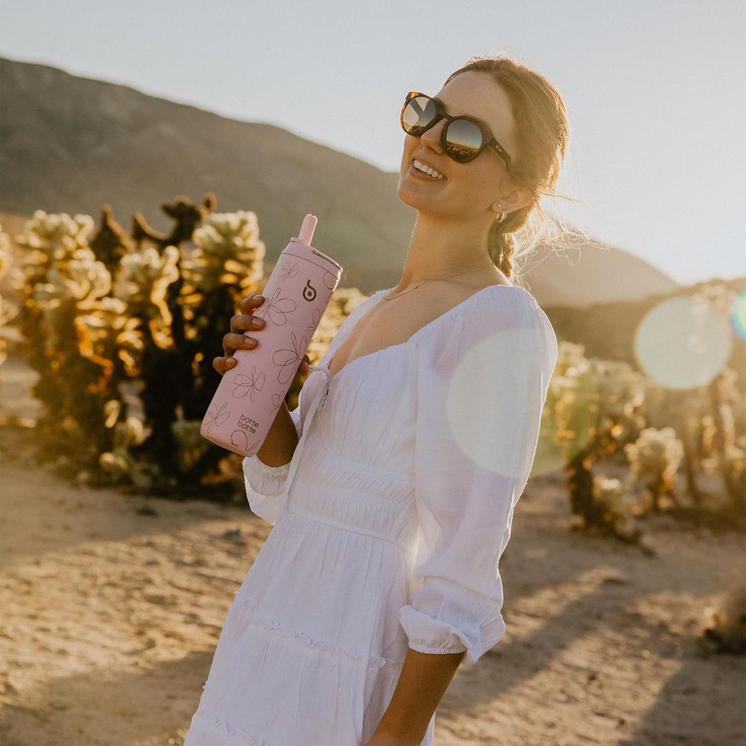 BOTTLE BOTTLE Isolierte Trinkflasche 680 ml(24oz) mit Strohhalm, Deckel und Griff für Sport, Reise,