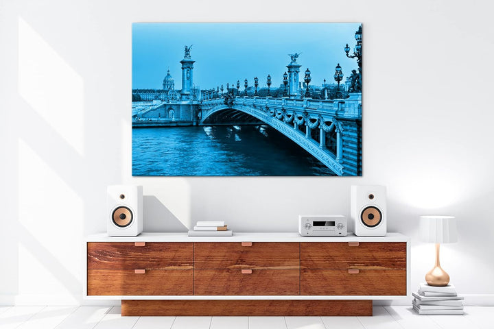 deyoli Brücke am Seineufer in Paris Format 80x60 Effekt: Monocrome Blau als Leinwandbild, Motiv fert