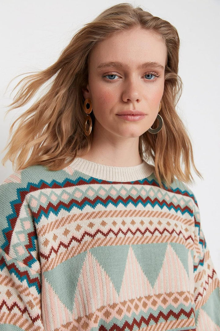 TRENDYOL Damen Jacquard-Pullover mit Rundhalsausschnitt, Regulärer Schnitt Sweatshirt, Minze