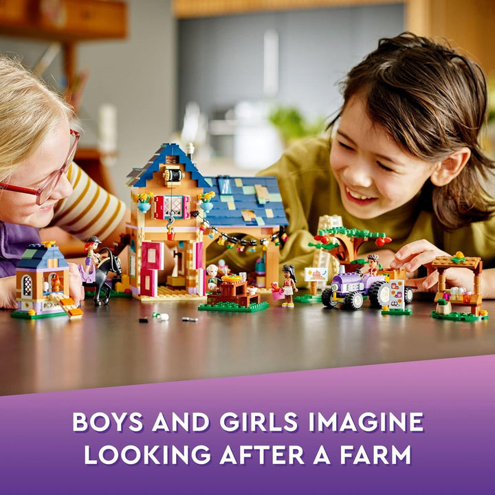 LEGO Friends Organic Farm 41721 Farmyard Building Toy Set for Girls, Boys, and Kids Ages 7+ (826 Pie