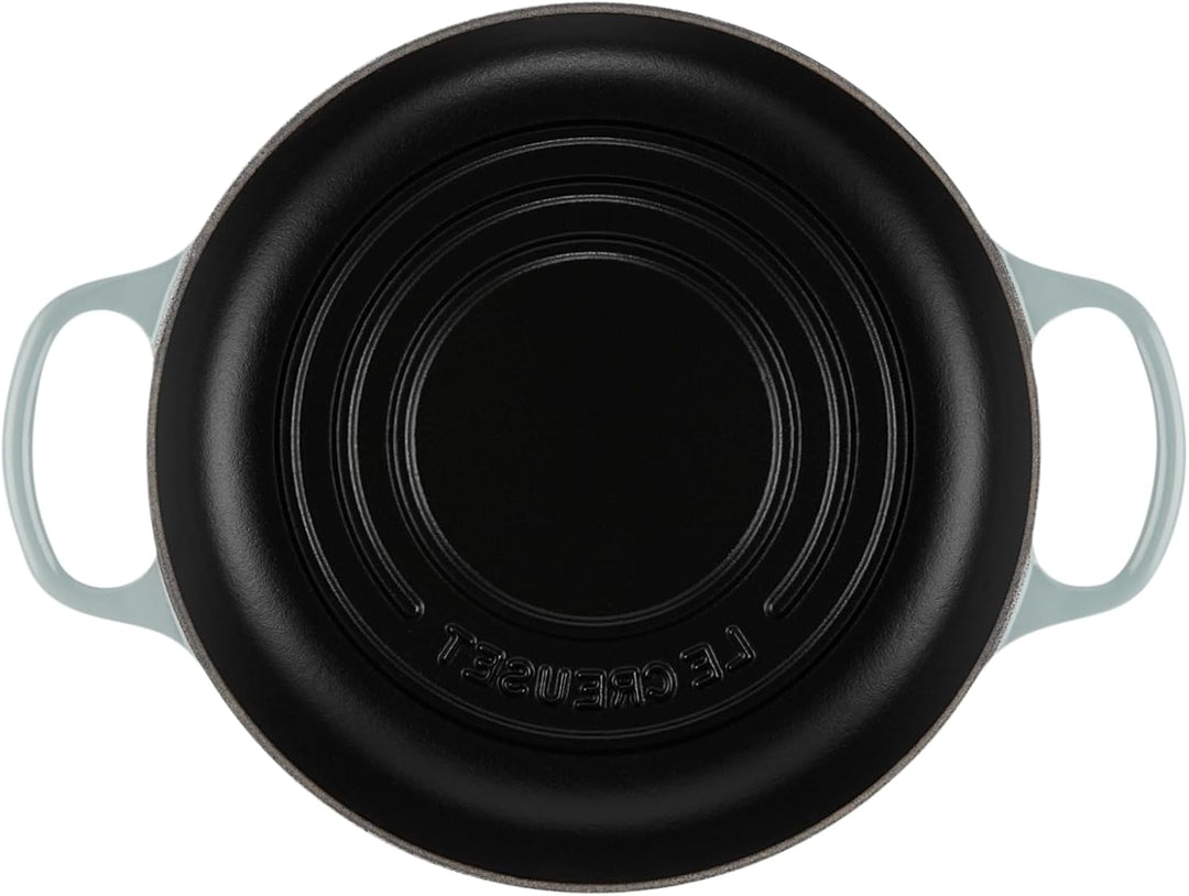 Le Creuset Signature Brot Bräter aus Gusseisen, 24 cm, Sea Salt, Sea Salt