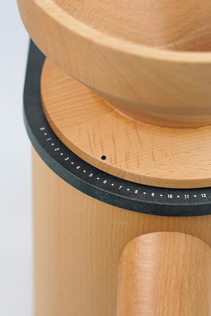 Getreidemühle Mockmill Lino 100 | Made in Germany | Edelkorund und Keramik Mahlstein | frisches Mehl
