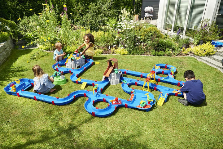 AquaPlay - Start Set - Wasserbahn für wenig Platz mit 21 Teilen inklusive 1 Hippo Wilma, Amphibienau