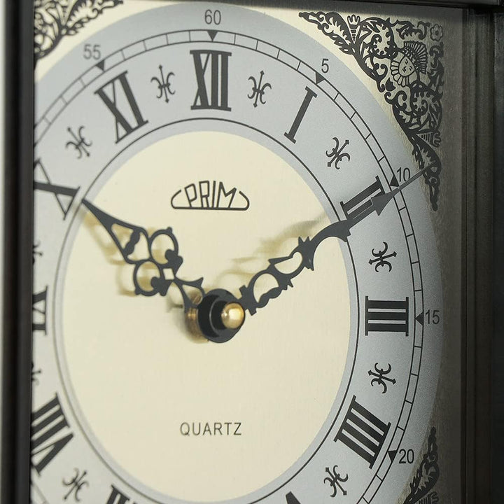 PRIM Wanduhr Pendulum III – B, Retro Design, 610 x 250 x 90 mm, Verziertes Zifferblatt, Pendel-Wandu