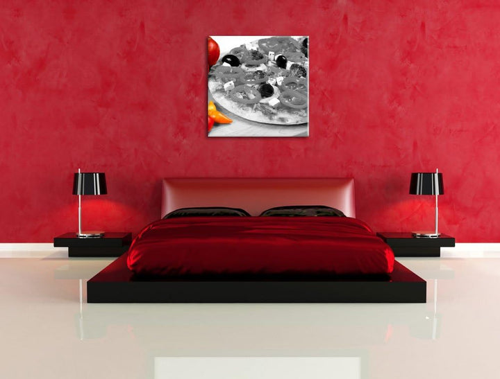Frische Pizza mit Oliven,Format: 70x70 als Leinwandbild, tolle Bilder fertig auf Holzrahmen gespannt