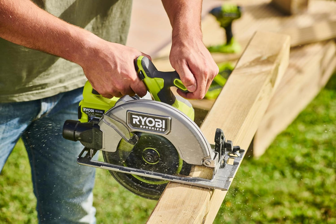 RYOBI 18 V ONE+ Brushless Akku-Handkreissäge RCS18BL-0, 184 mm Sägeblatt, werkzeuglose Einstellungen