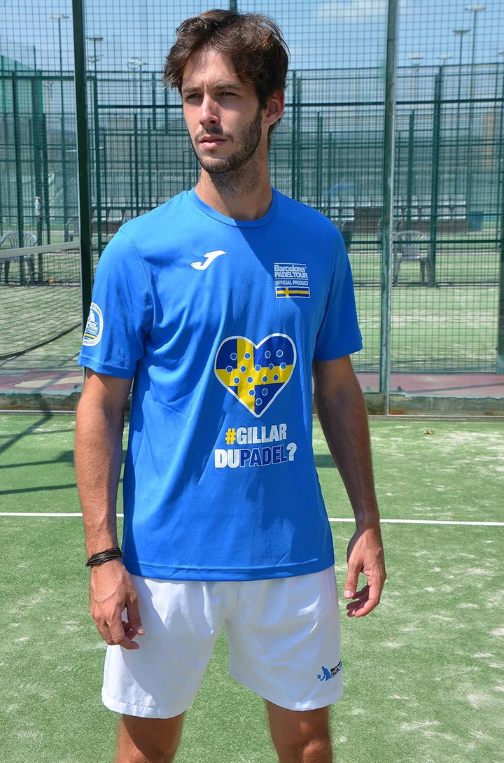 Barcelona Padel Tour - Joma Men's Short Sleeve Crew - Atmungsaktives Micro Mesh Gewebe mit Love Pade
