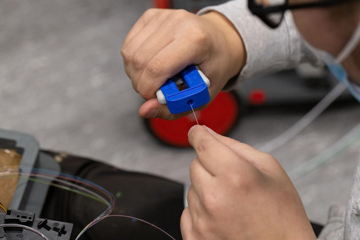 WEICON TOOLS LWL Präzisions-Abisolierer I Abisolierwerkzeug für Lichtwellenleiter und Glasfaserkabel