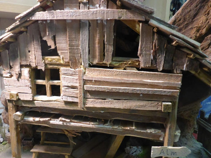 menta-modellbau 2 x Fenster Almstadl für die alpenländische Krippe, Krippenbau, Braun, Holz, Natur,