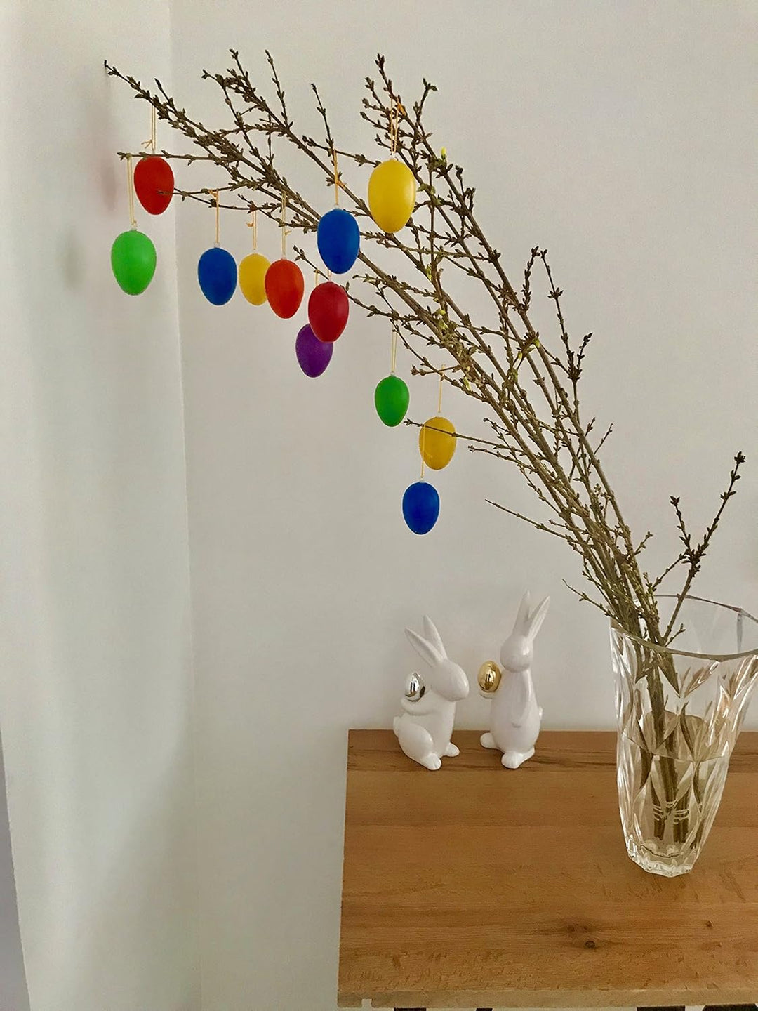 khevga Deko Ostern: Ostereier aus Kunststoff mit Band bunt 60er Set für draussen und innen, 60er Set