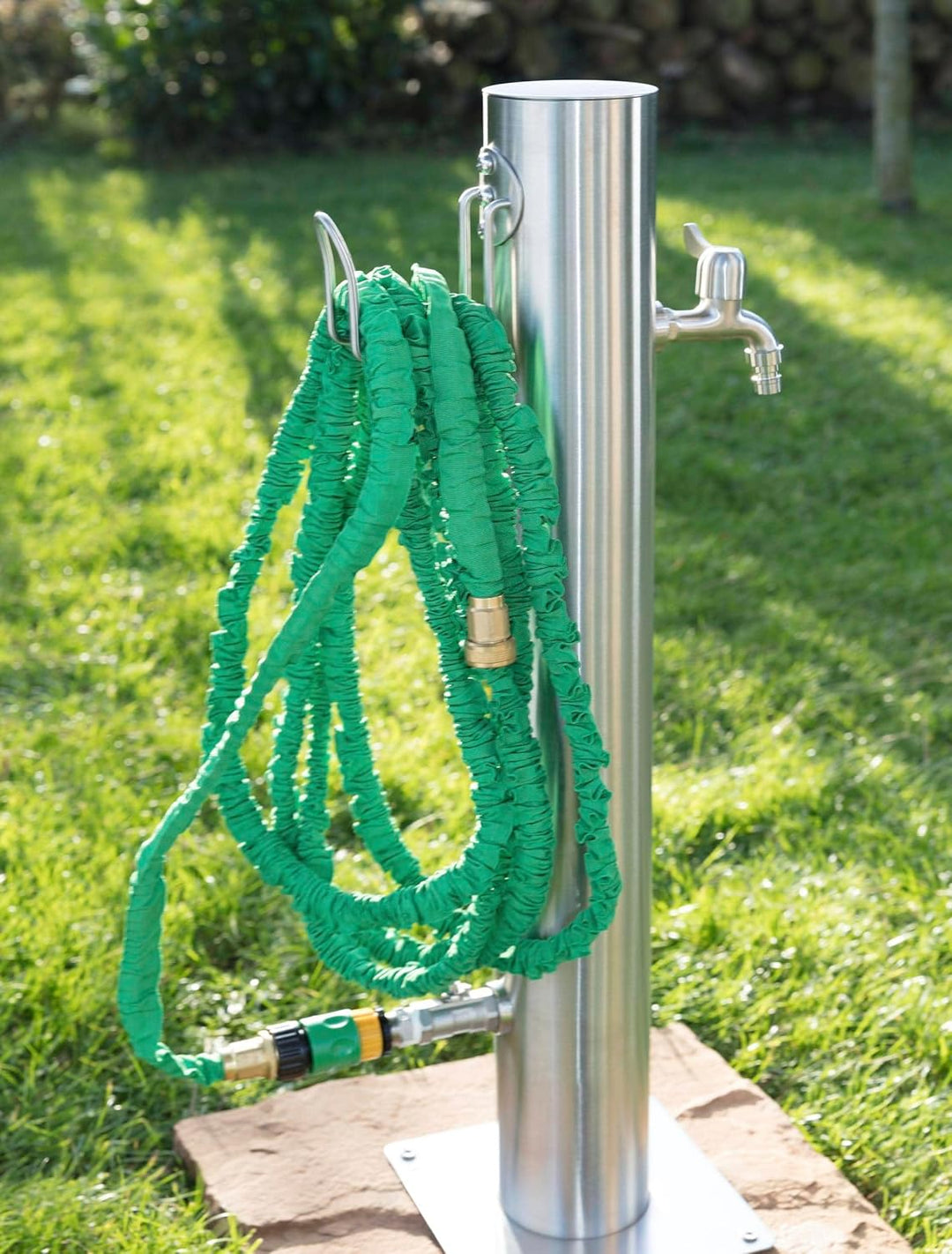 Westfalia Wasserwelten Wasserzapfsäule Edelstahl inklusive Schlauchhalter und 2 Hähne 75 cm