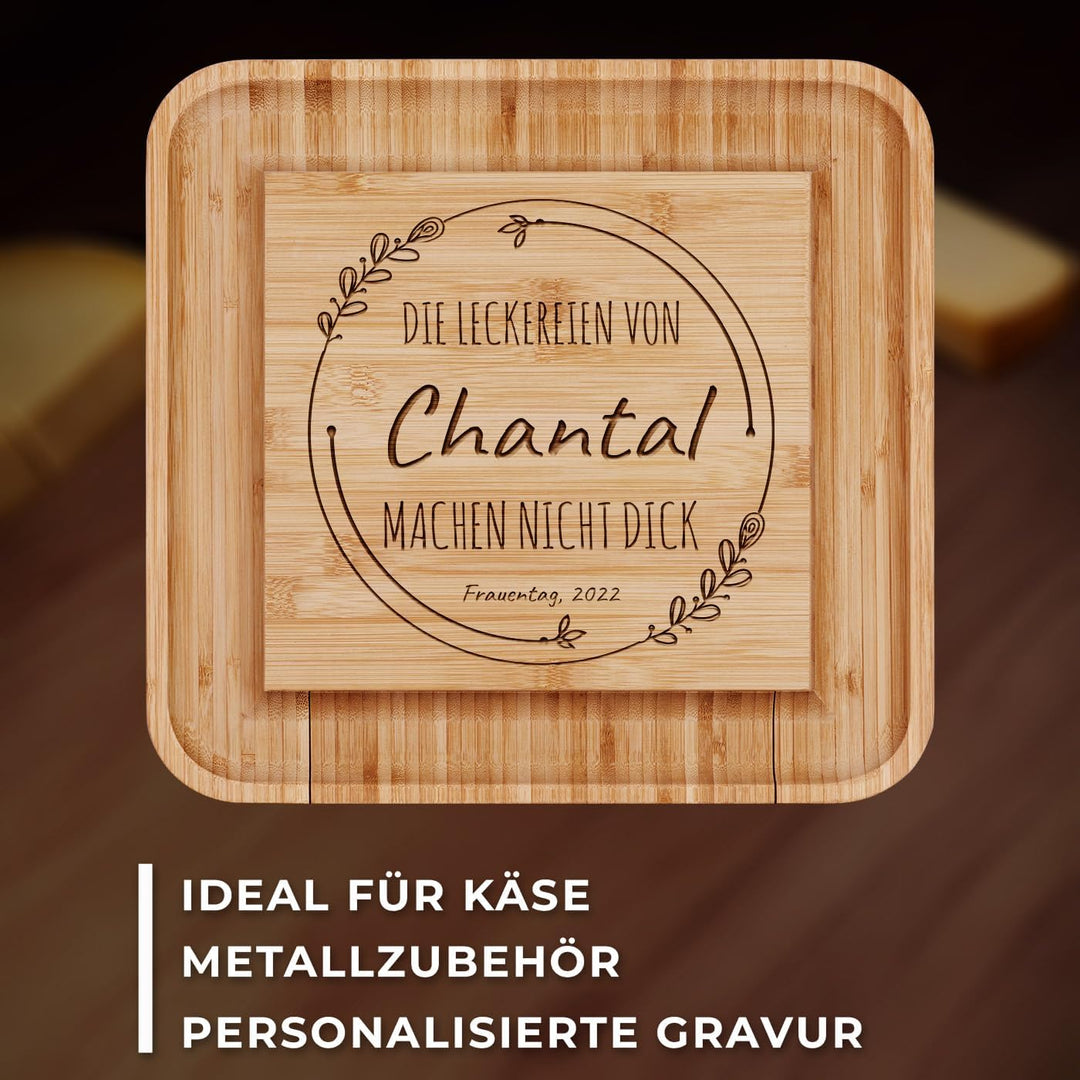 Maverton Käsebrett Servierplatte mit Gravur + 4er Käsemesser Set - aus Holz - 34x34cm - Geschenke fü