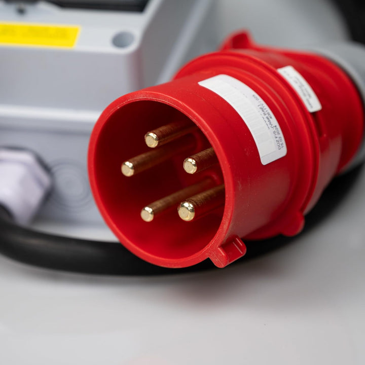 NAKA 32A MID geeicht - Mobiler Digital Stromzähler Zwischenstecker Box 1m 400V / 32A CEE-Stecker Und