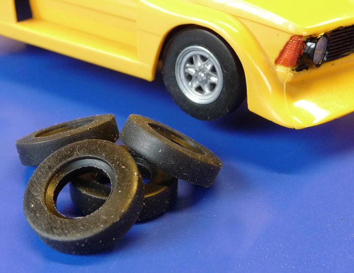 Generisch Slotcar 8-STÜCK Reifen VORNE + HINTEN für Carrera UNIVERSAL oder SERVO 132 "Made in German