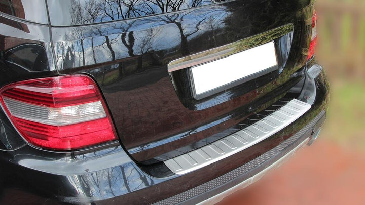 RECAMBO Ladekantenschutz Edelstahl kompatibel für Mercedes M-KLASSE W164 |2005-2011 - matt gebürstet