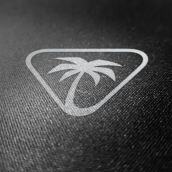 Turtle Beach Sense Core quadratisches PC-Gaming-Mauspad, rutschfeste Gummi-Rückseite, ausgewogene Mi