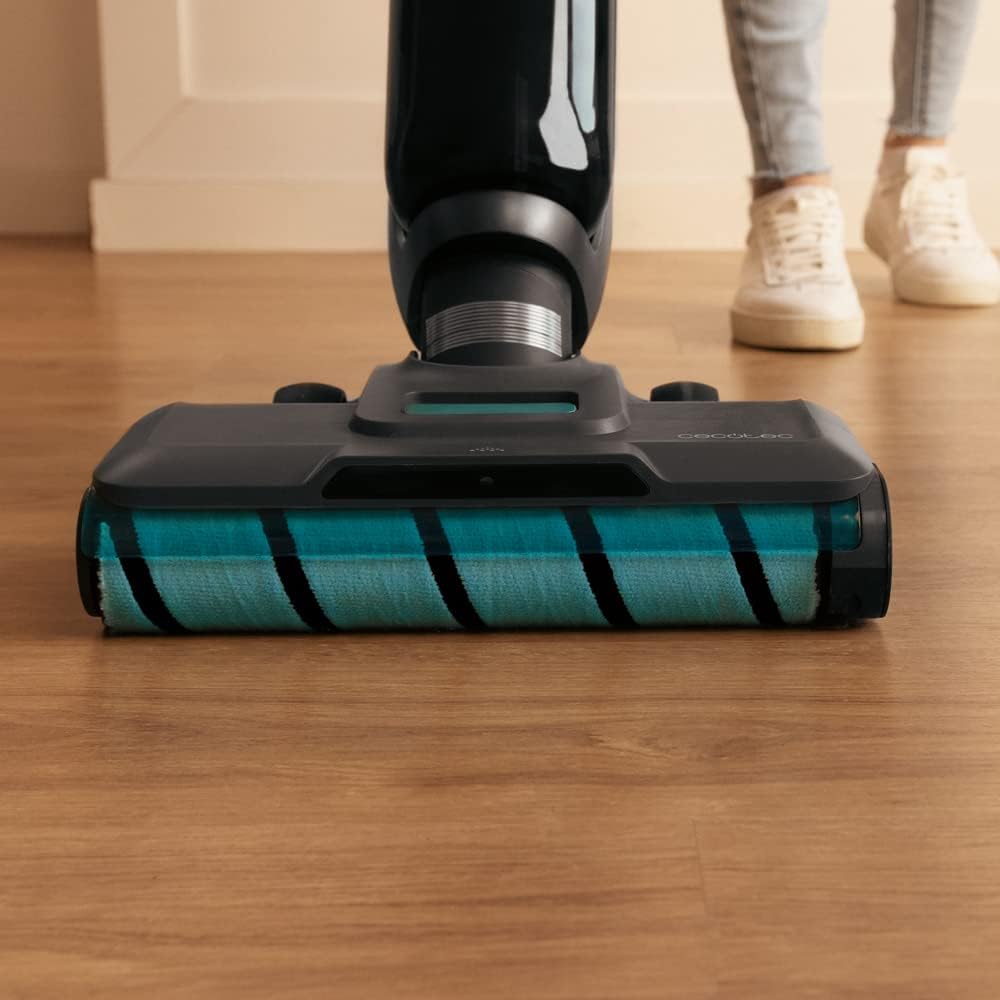 Cecotec Elektromopp FreeGo Wash&Vacuum Spray. 250 W, Schrubben und Staubsaugen gleichzeitig, Autonom