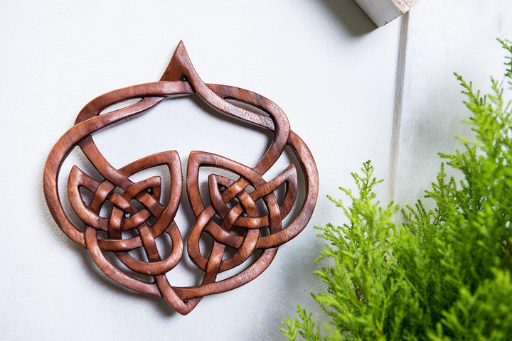 Windalf Irisches Celtic Wandbild INALA 23 cm Keltische Herz Wandrelief Holzbild Geschnitztes Ornamen
