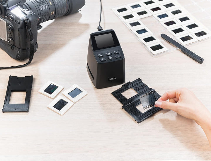 Somikon Negativscanner: Stand-Alone-Dia- und Negativ-Scanner mit 16-MP-Sensor, 4.920 DPI (Negativ- u
