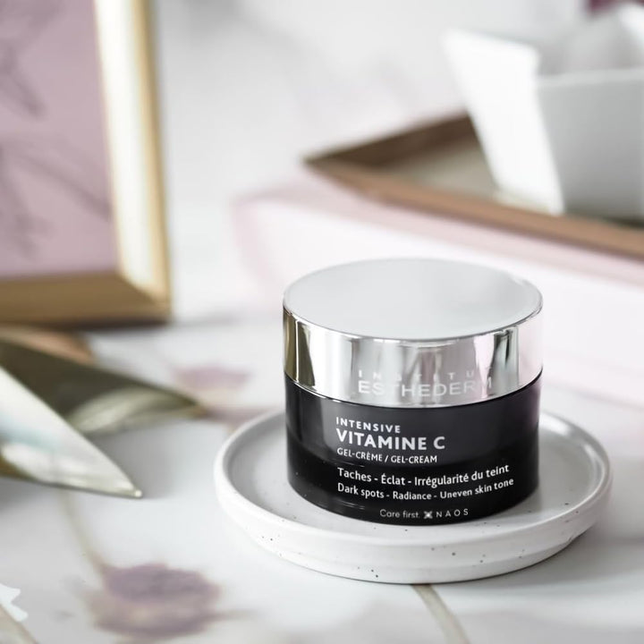 Institut Esthederm - Gesichtscreme zur Heilung von dunklen Flecken, für ungleichmässige Hauttöne, 50