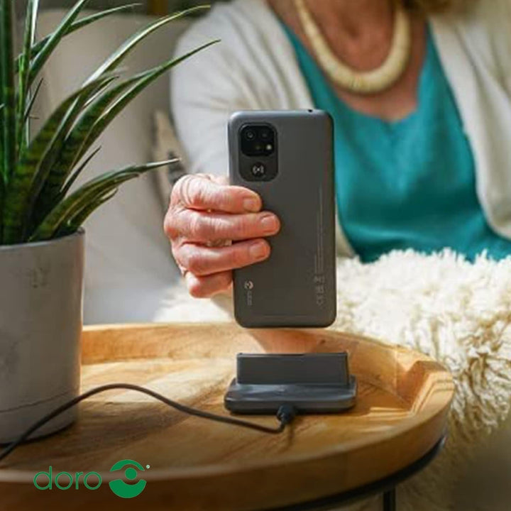 Doro - 8100 Plus - 4G-Smartphone für Senioren - Ohne Vertrag - 6.1'' Display - Notruftaste mit GPS -