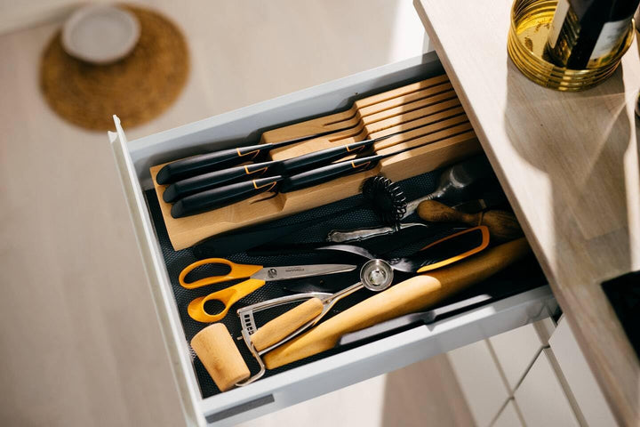 Fiskars Schubladen-Messerblock, Zur Aufbewahrung und zum Schutz von 3 grossen und 4 kleinen Messern,