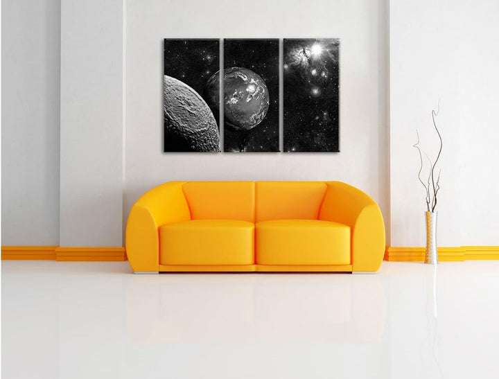 Pixxprint Planet Erde im Kosmos Kunst B&W / 3-Teilig/Gesamtmass 120cm Leinwandbild bespannt auf Holz