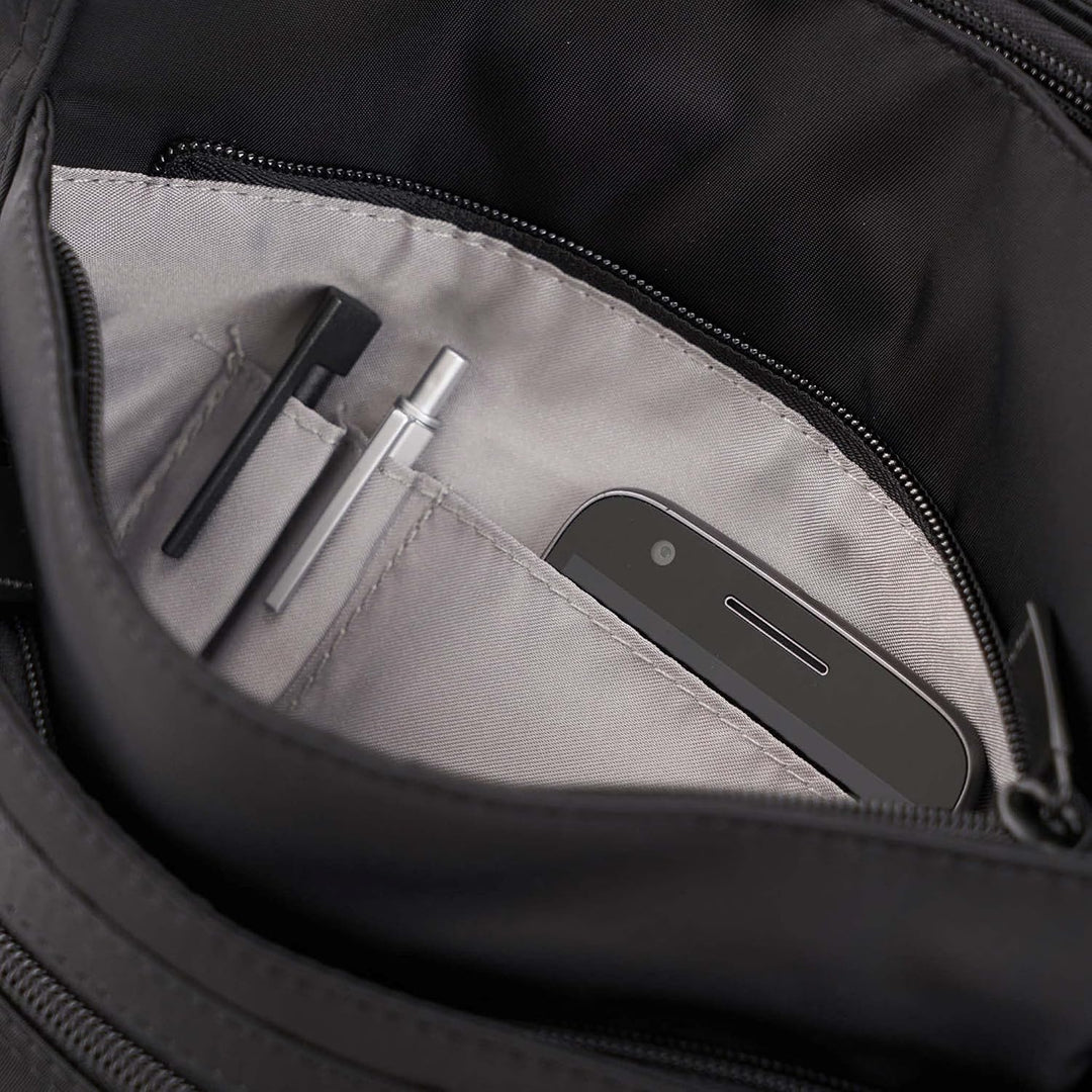 Hedgren Damen Orva Sportsack Schwarz, Schwarz