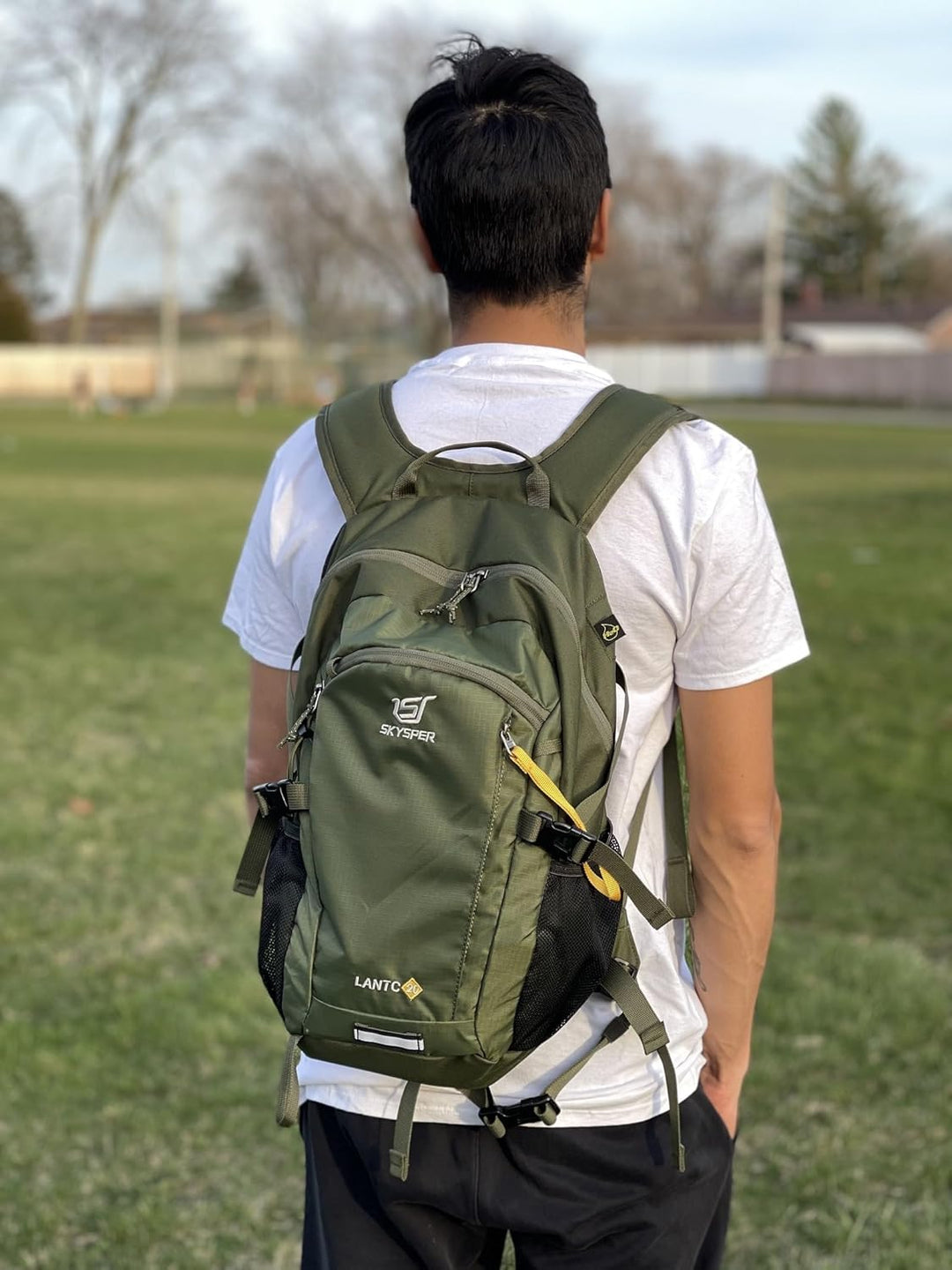 SKYSPER LANTC 20 Leicht Wanderrucksack 20L Klein Rucksack mit Rückenbelüftung Trekkingrucksack aus a
