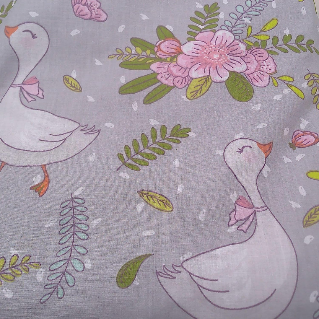 Puppenbettwäsche, Waldfreunde, Hase und Igel, Gänse und Blumen, waschbar Decke 41h x 33b, Kissen 18h